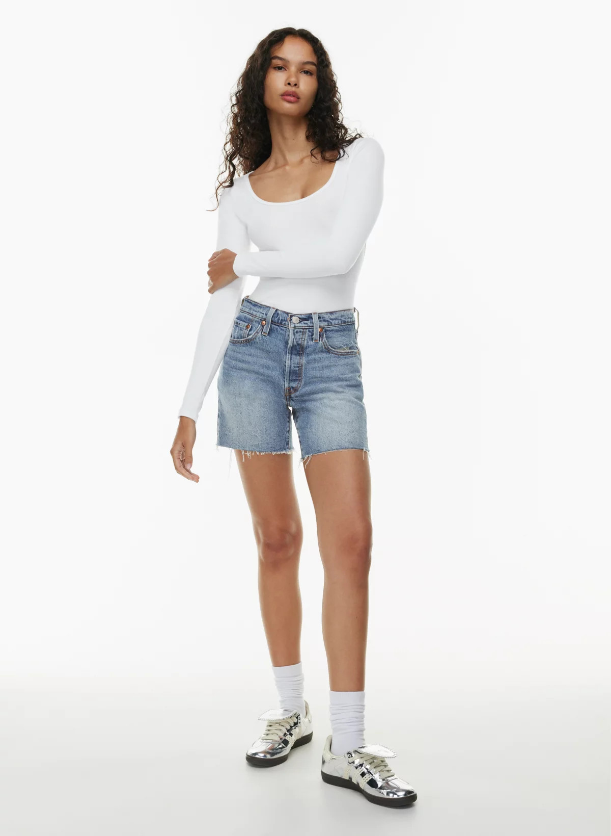 501 MID THIGH SHORT | Aritzia