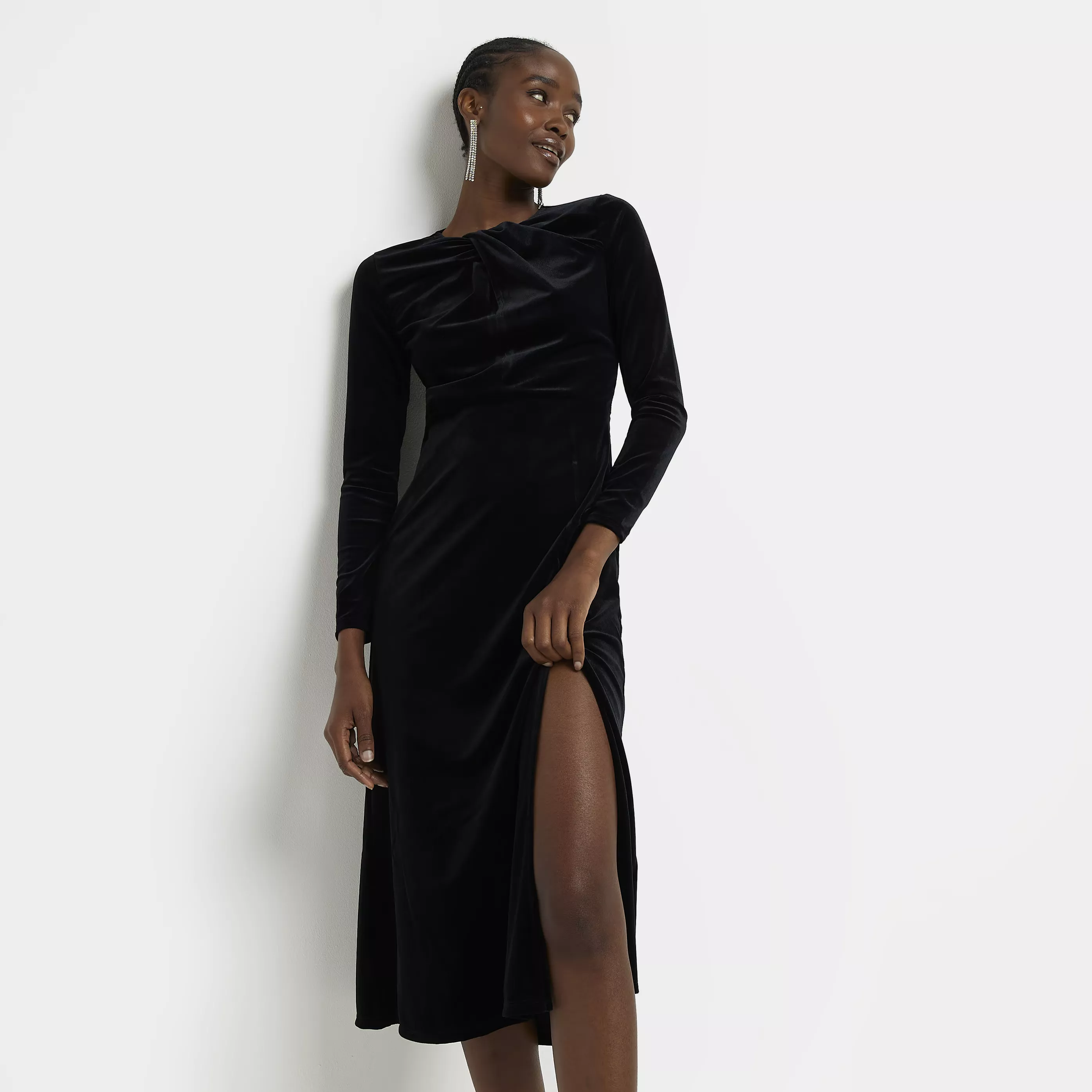 Black velvet dress river hot sale island