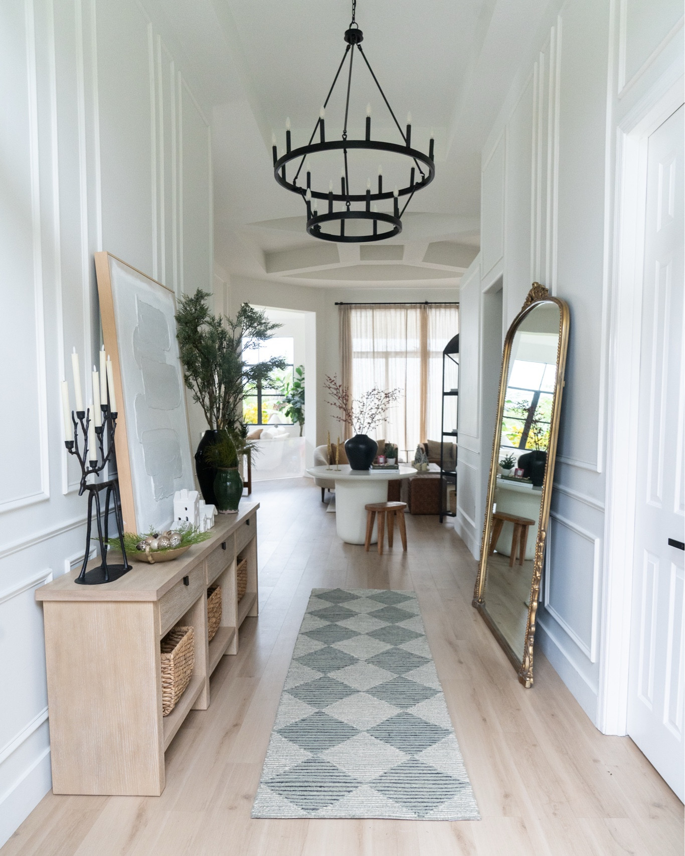 Our favorite affordable runner and chandelier are on sale! The quality and style are so so amazing and we love how they look in our entryway

@wayfair #wayfair #wayfairpartner
