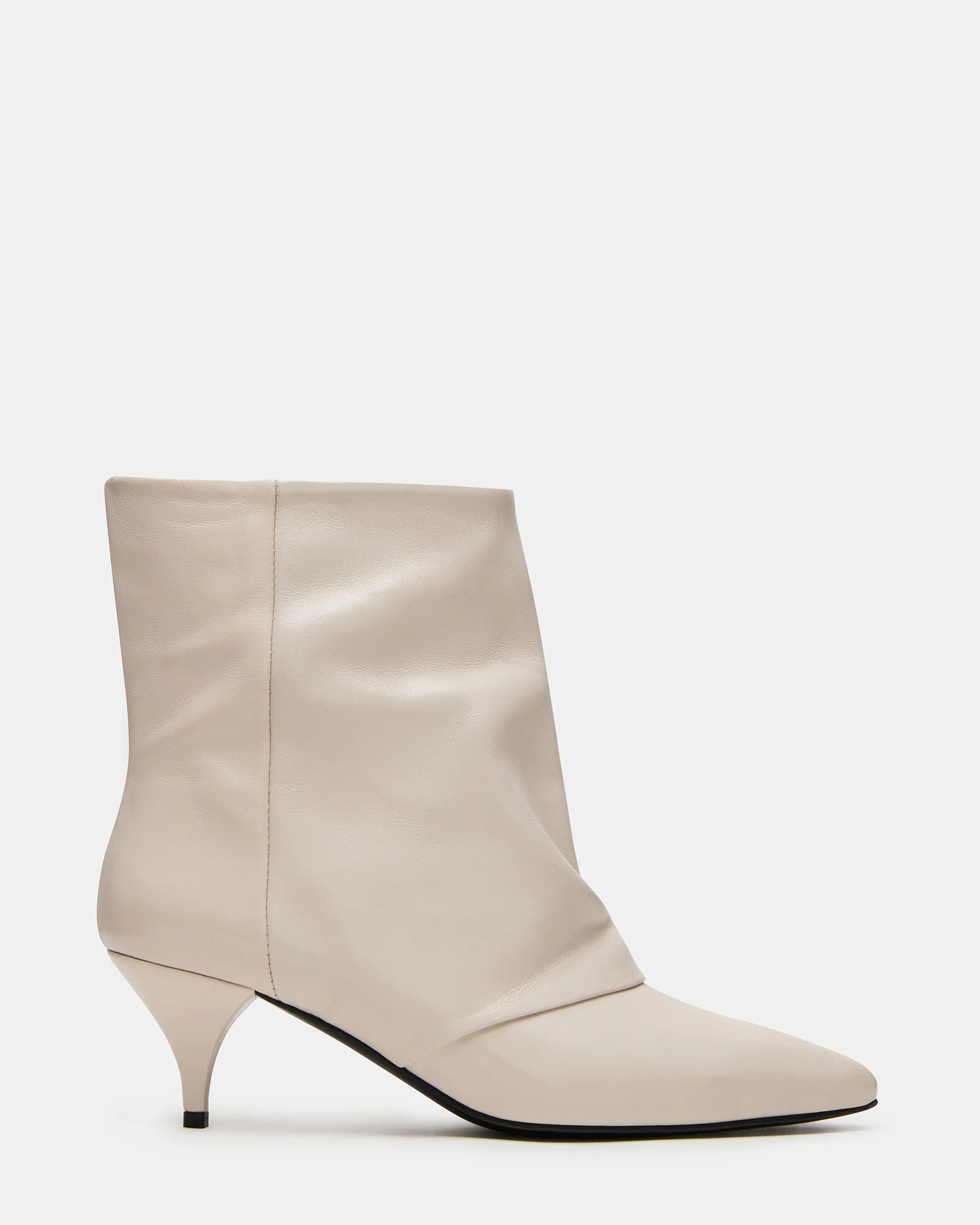 SHINER White Leather Pointed-Toe Kitten Heel Women's Ankle Boot | Steve Madden (US)