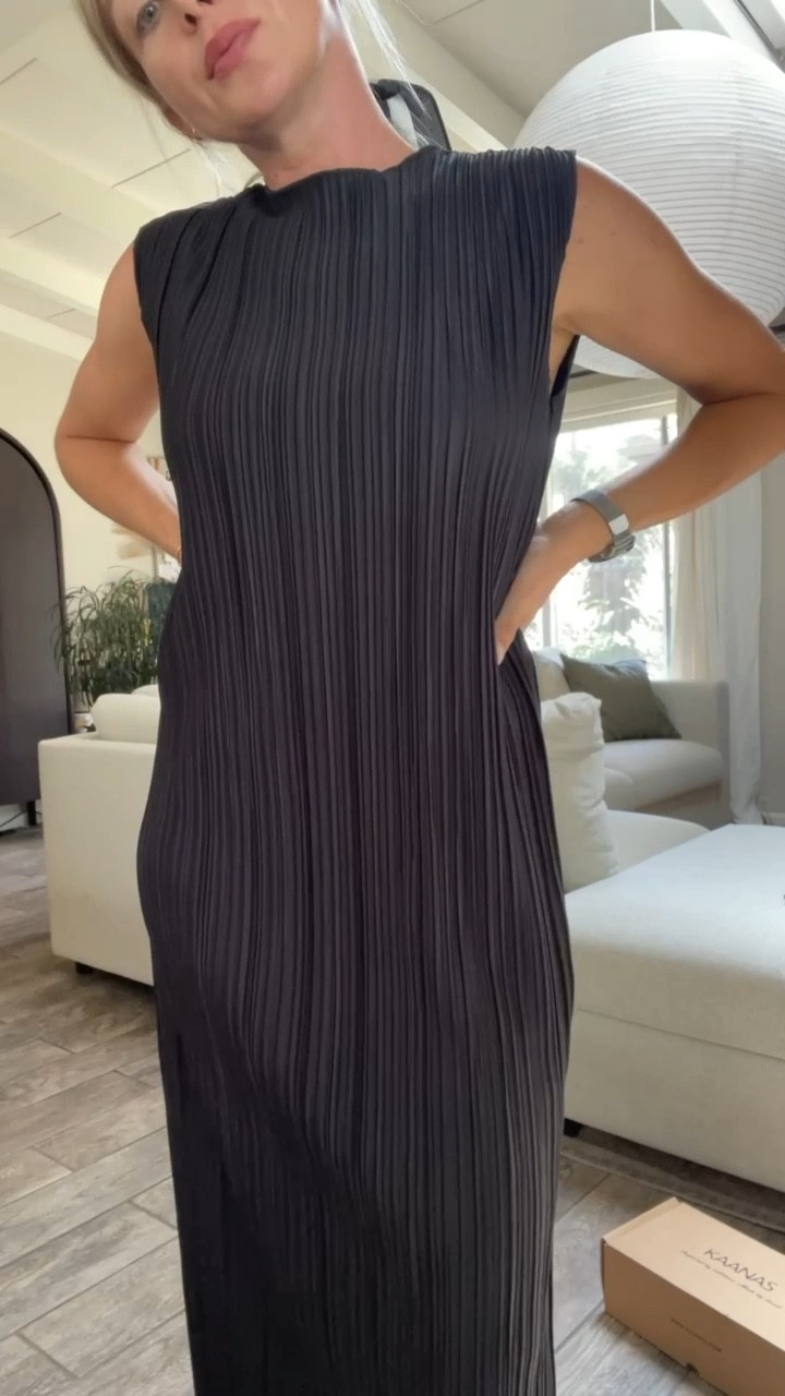 Another late summer look featuring KAANAS shoes #ad 🤍

They’re a small family owned Colombian shoe brand. 

#lovekaanas 

#LTKFind #LTKSeasonal #LTKshoecrush