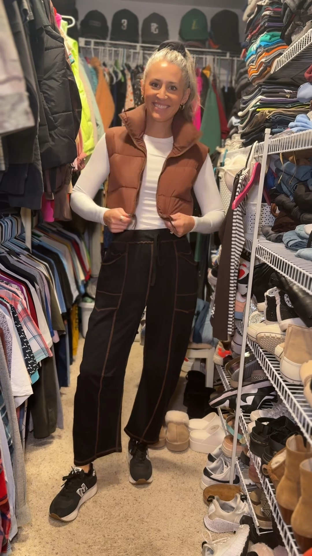 A comfy cutesy outfit to run errands in! These barrel sweatpants are so great and run true to size! 
|5’6|130lbs|small|

#LTKStyleTip