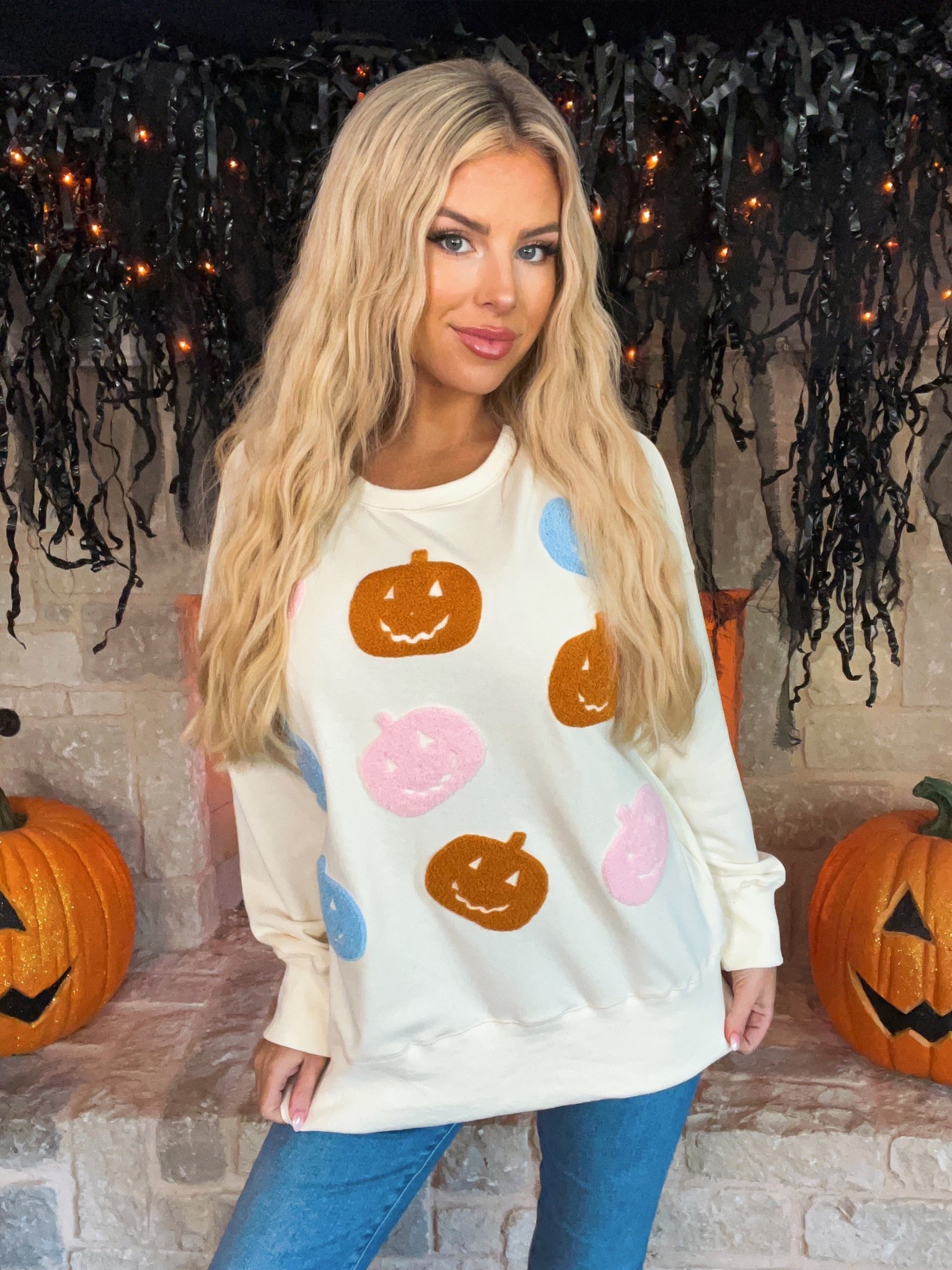 Pumpkin sweater. Halloween sweater. Halloween style. Amazon 