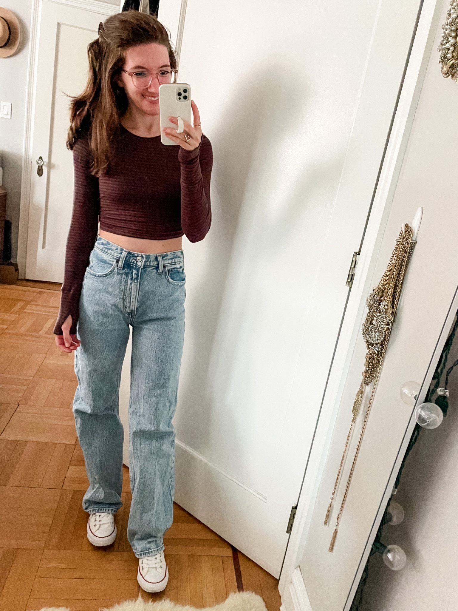 Cropped long sleeve tee: TTS
Jeans: I sized up 1, wearing the regular length
Sneakers: TTS

#LTKfindsunder100 #LTKfitness #LTKSeasonal