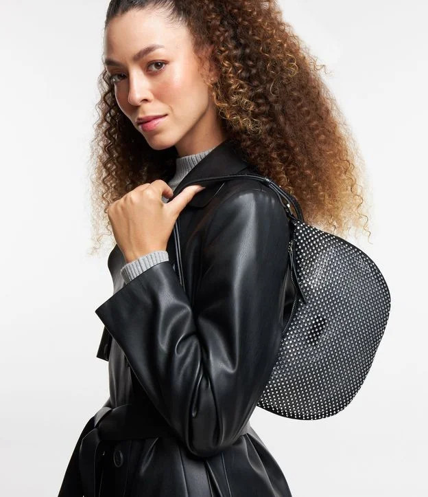 Bolsa Baguete Pequena Coberto por Strass Preto | Renner (BR)