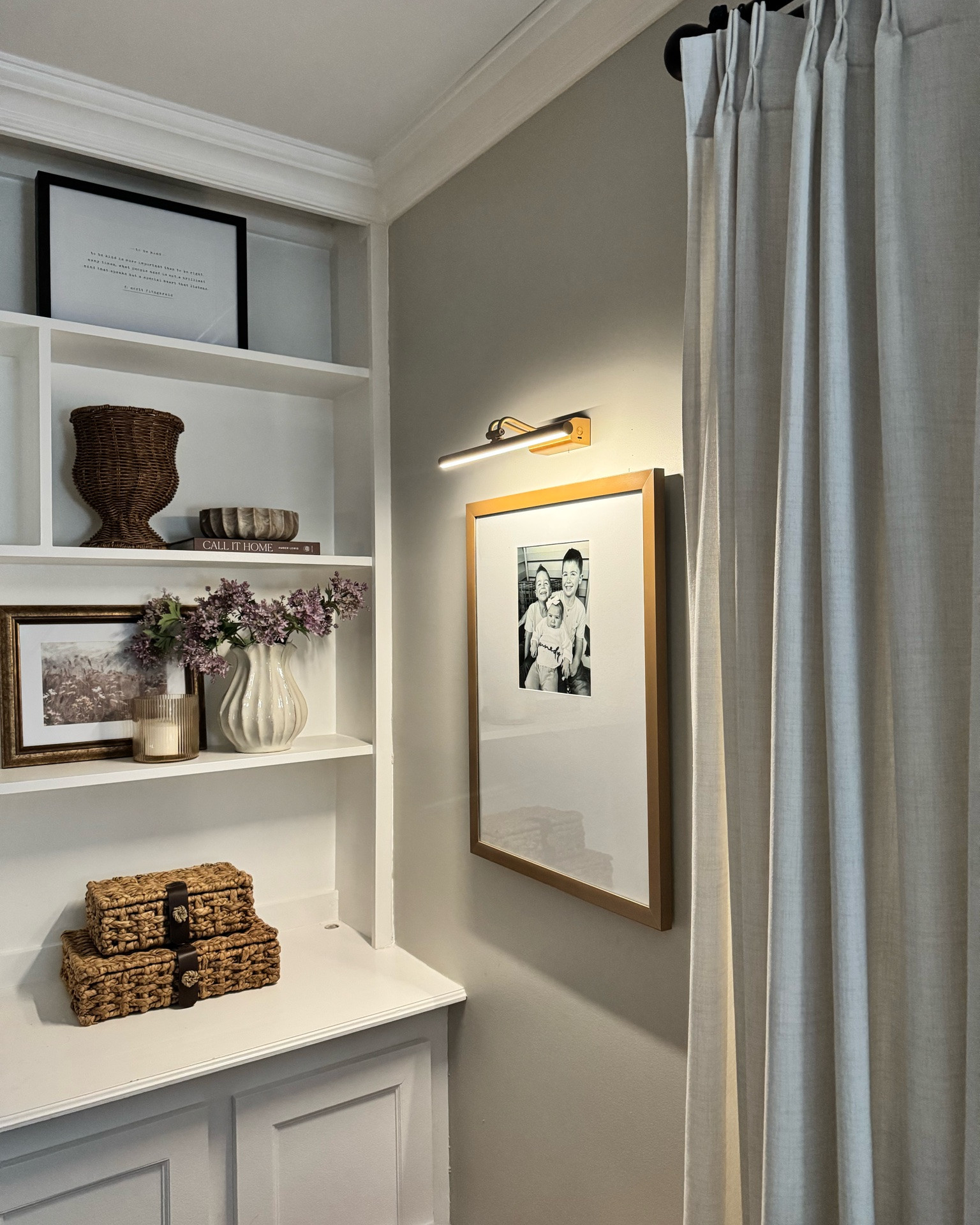 BUY THE PICTURE LIGHT! Soooo good

#LTKSaleAlert #LTKHome #LTKSeasonal