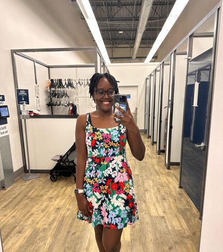 Vacation Outfit Idea: Beach Vibes

Women’s dresses
Old navy 
Date night outfit 

#LTKstyletip #LTKsalealert