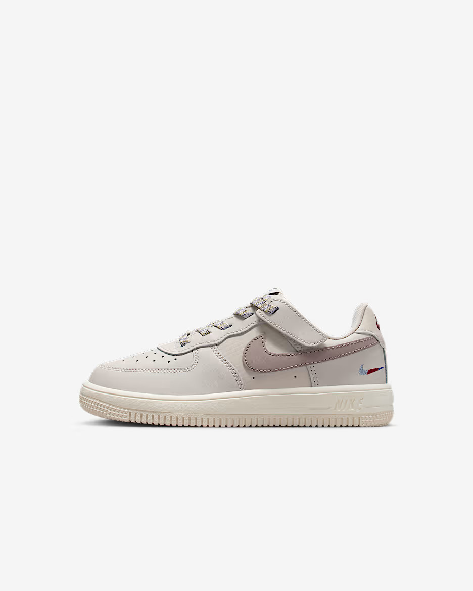 Nike Force 1 Low LV8 EasyOnLittle Kids' Shoes | Nike (US)