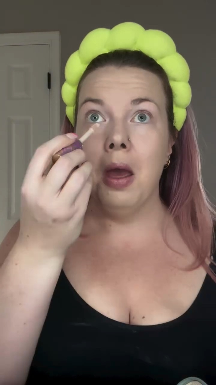 GRWM! Date night, baby! And that means #biggirlmakeup. Been awhile since I sat at the vanity. Crazy to think I was going live daily with makeup tutorials not so long ago. What do you think, do we bring those back every now and then?

#grwm #grwmplussize #grwmmakeup #datenight #datenightmakeup #morethanamomface #fullbeat

#LTKWatchNow #LTKBeauty #LTKStyleTip