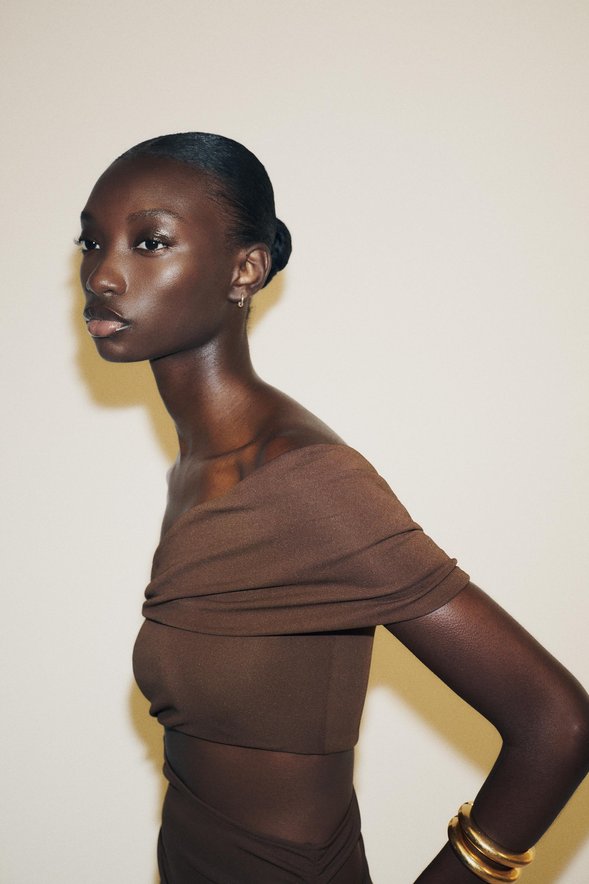 ASYMMETRIC CUT OUT MAXI DRESS | Zara US