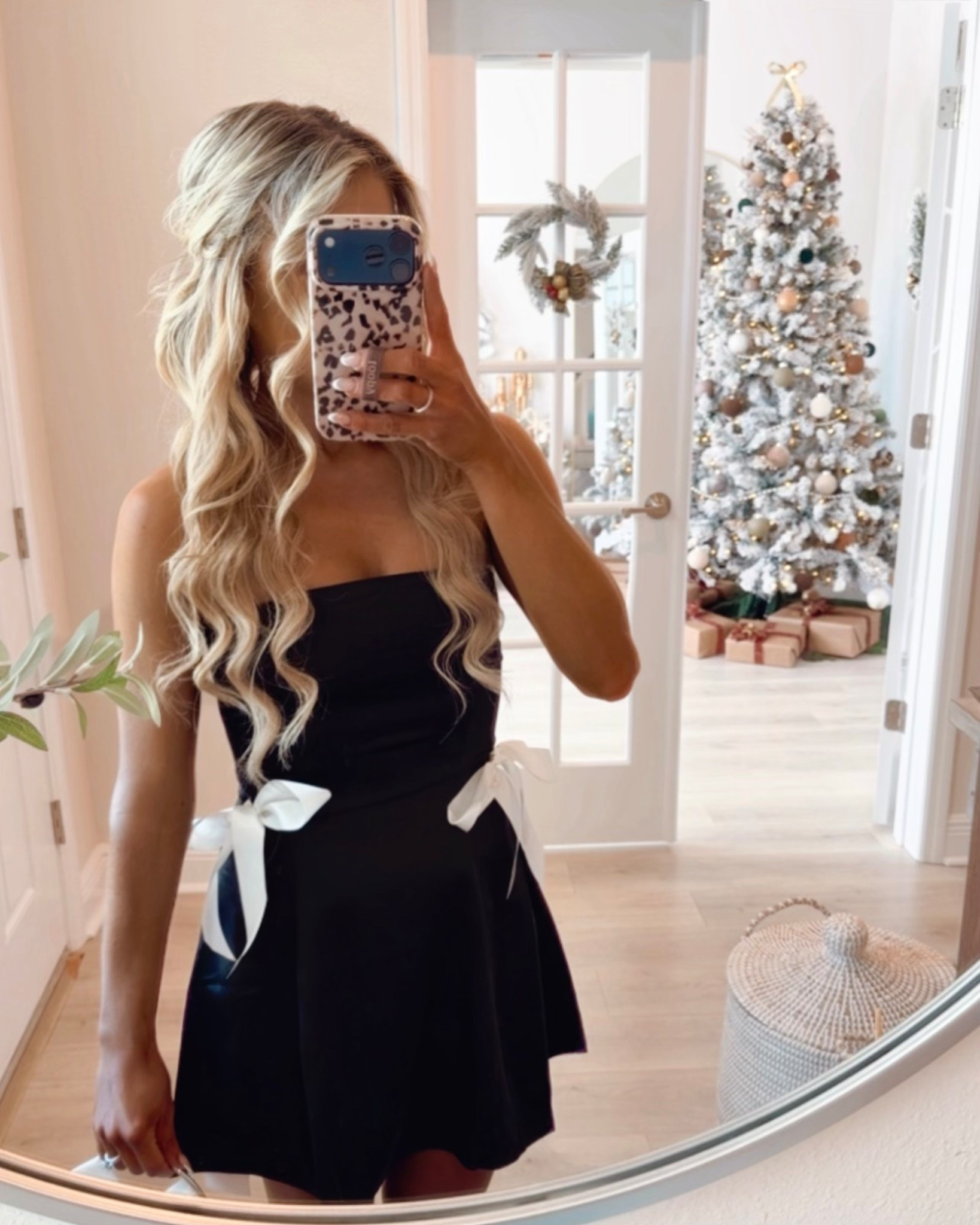 Holiday Dress! This black satin strapless dress with bow details is the perfect holiday party dress! It’s elegant for holiday events + special occasions. This strapless mini dress also comes in red which would make a cute Christmas dress. I styled this bow dress with black bow heels + a matching white satin bow bag. 

Christmas party dress, wedding guest dress, black dress, cocktail dress

#LTKPetite #LTKHoliday #LTKWedding