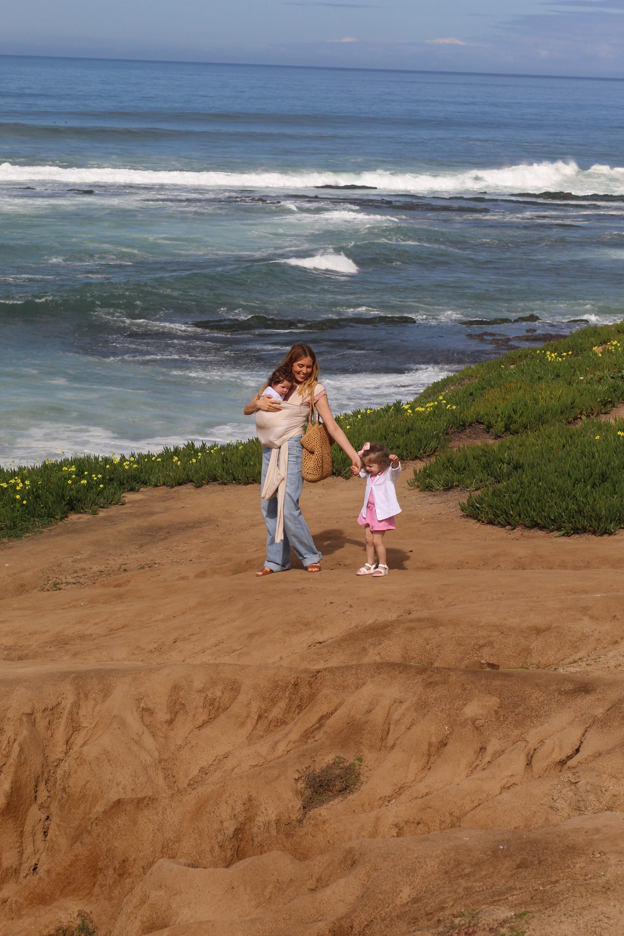 Comfy costal 

#LTKSaleAlert #LTKGiftGuide #LTKFindsUnder100