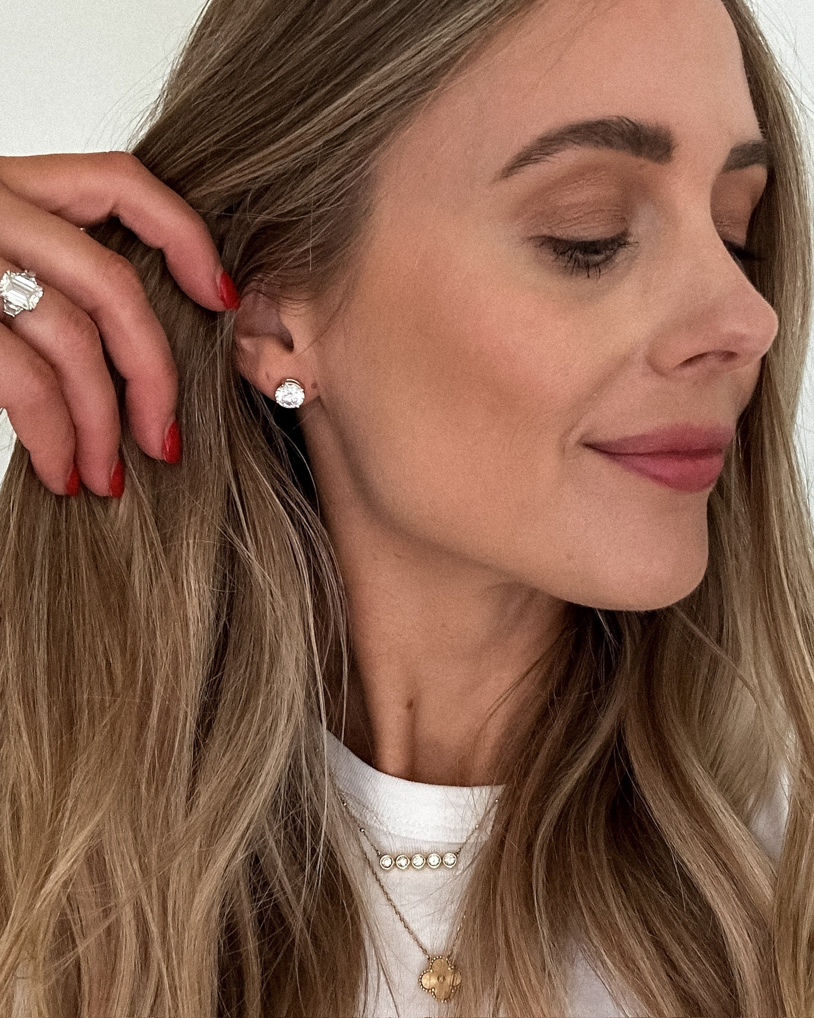 My favorite every day earrings from Amazon! I have the 5ctw yellow gold 

#LTKStyleTip #LTKFindsUnder50 #LTKOver40