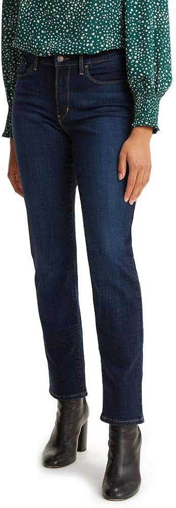Levi's Women's Classic Straight Jeans (Also Available in Plus) | Amazon (US)