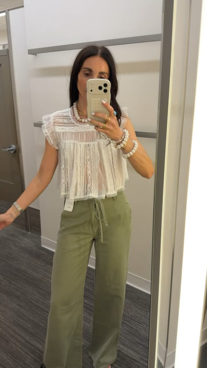 Madewell wide leg pants, size down, Free People lace top, summer outfit, spring style, annabrstyle