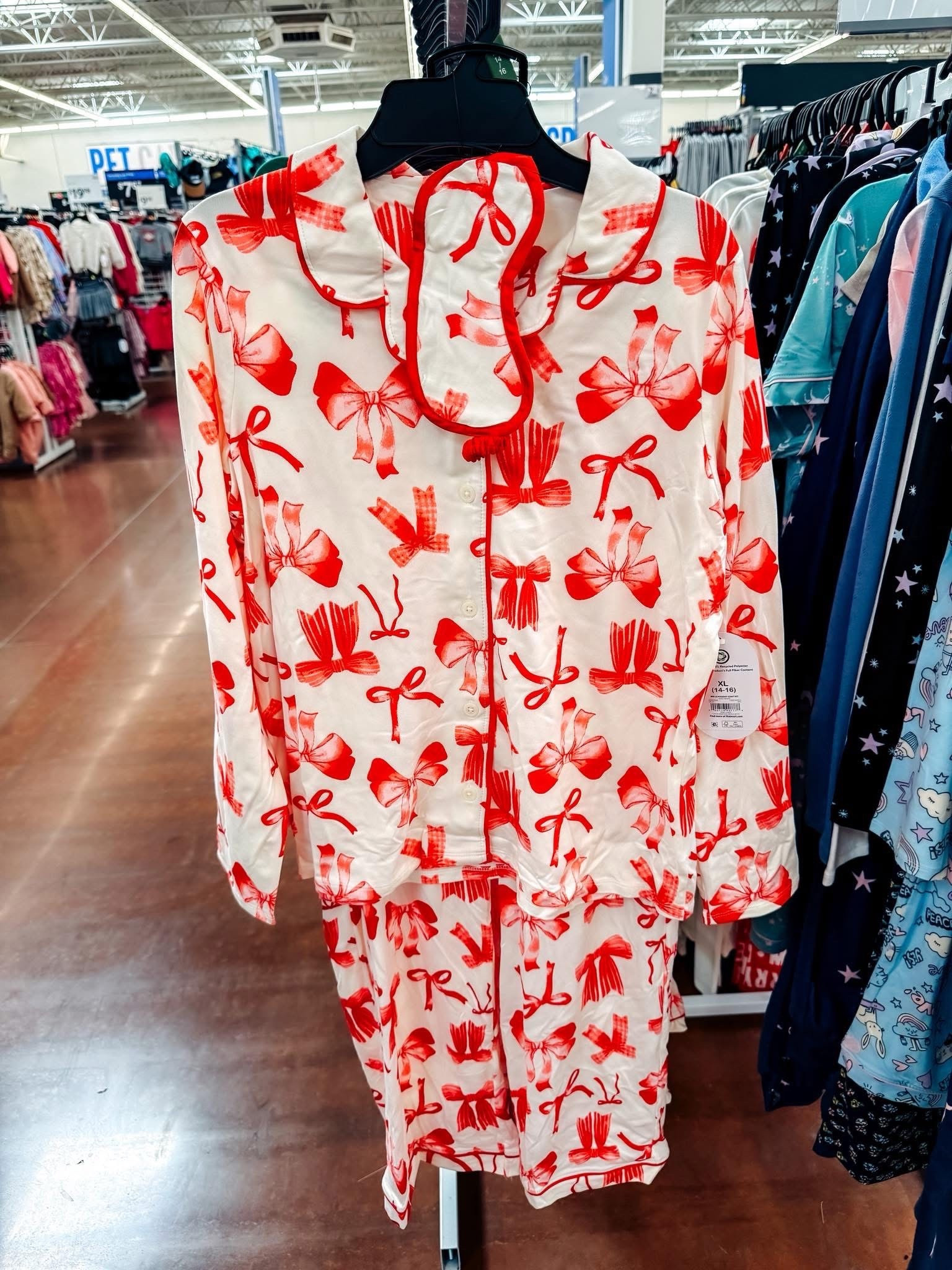 This bow pj set in the girl section at Walmart stopped me in my tracks!! Literally sooo cute! I just wish they had them in adult sizes!! 

#walmart #walmartfinds #pajamas #pjset #girls #GirlsFashion #seasonal #giftideas

#LTKHoliday #LTKGiftGuide #LTKKids