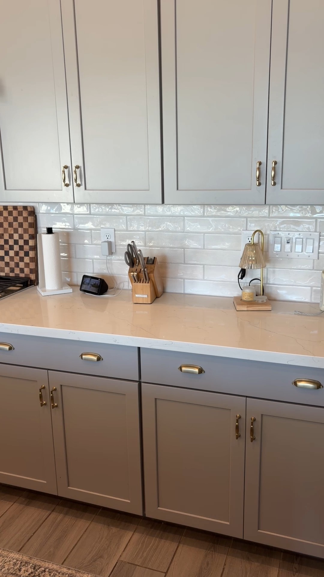 The prettiest cabinet hardware 🤩 color champagne bronze ✨

#LTKSaleAlert #LTKFindsUnder50 #LTKHome