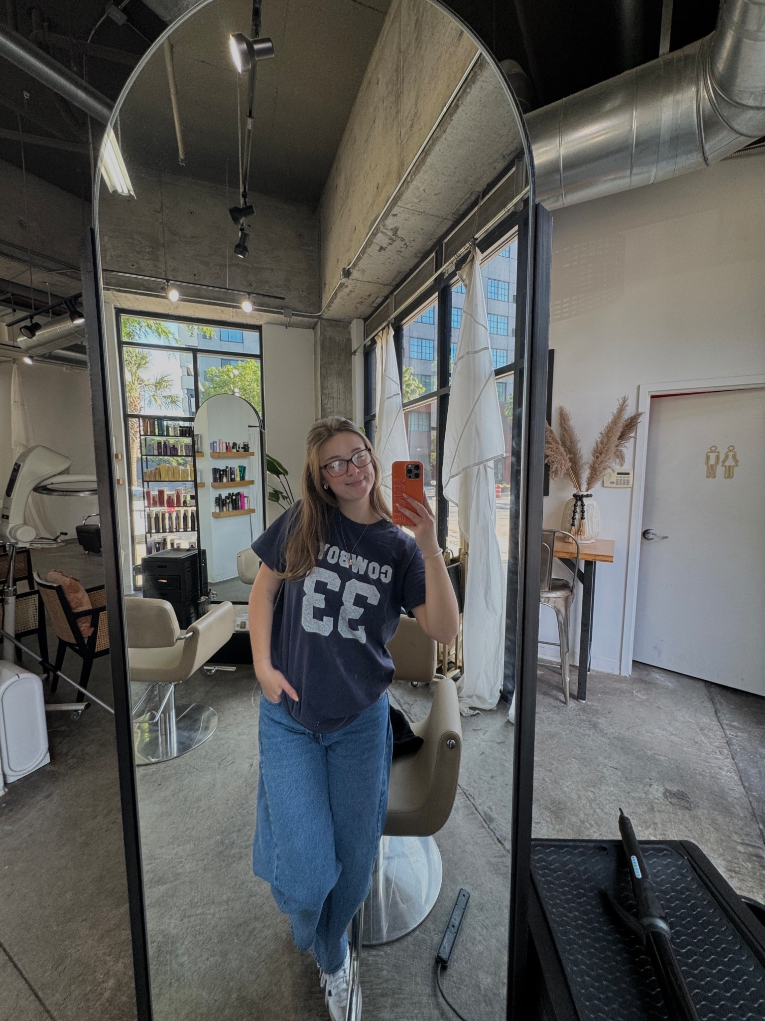 jeans 28 , shirt one sizee