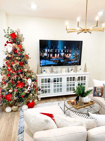 Christmas decor. Christmas home decor. Christmas tree. Holiday home. Holiday home decor  

#LTKHoliday #LTKhome #LTKSeasonal