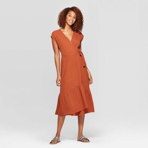 Women's Short Sleeve V-Neck V-Neck Ruffle Hem Midi Dress - Universal Thread™ | Target