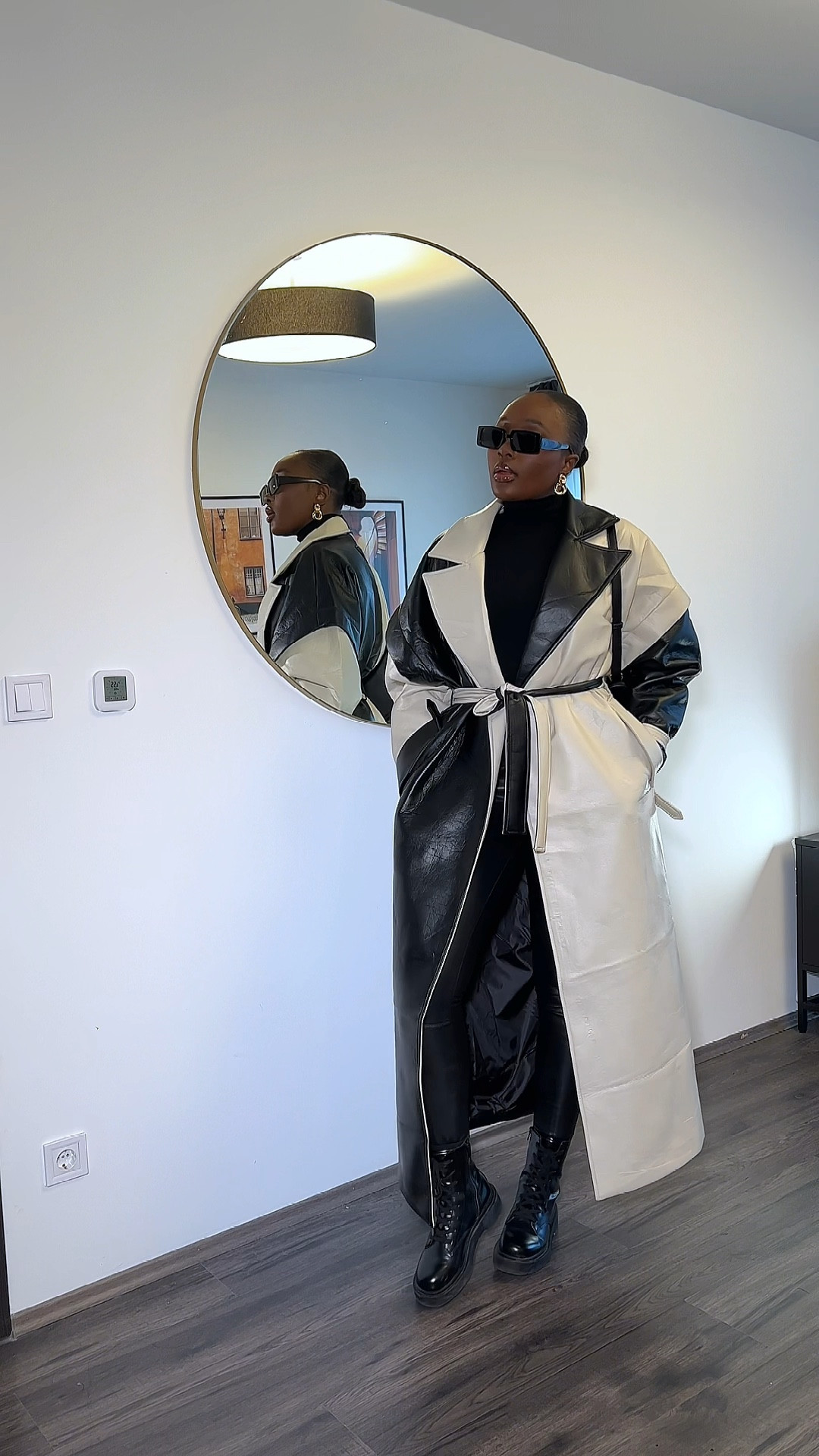 Stylish coat for fall 

#LTKeurope #LTKVideo #LTKbeauty