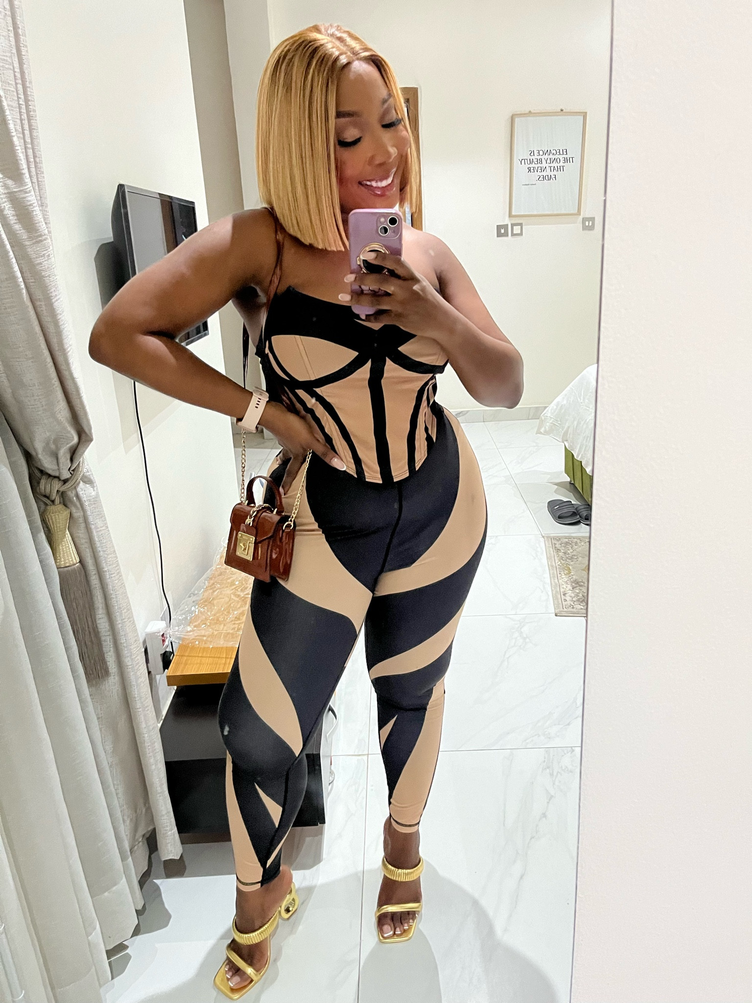 A night out in the right for to get drinks paid for you 😌