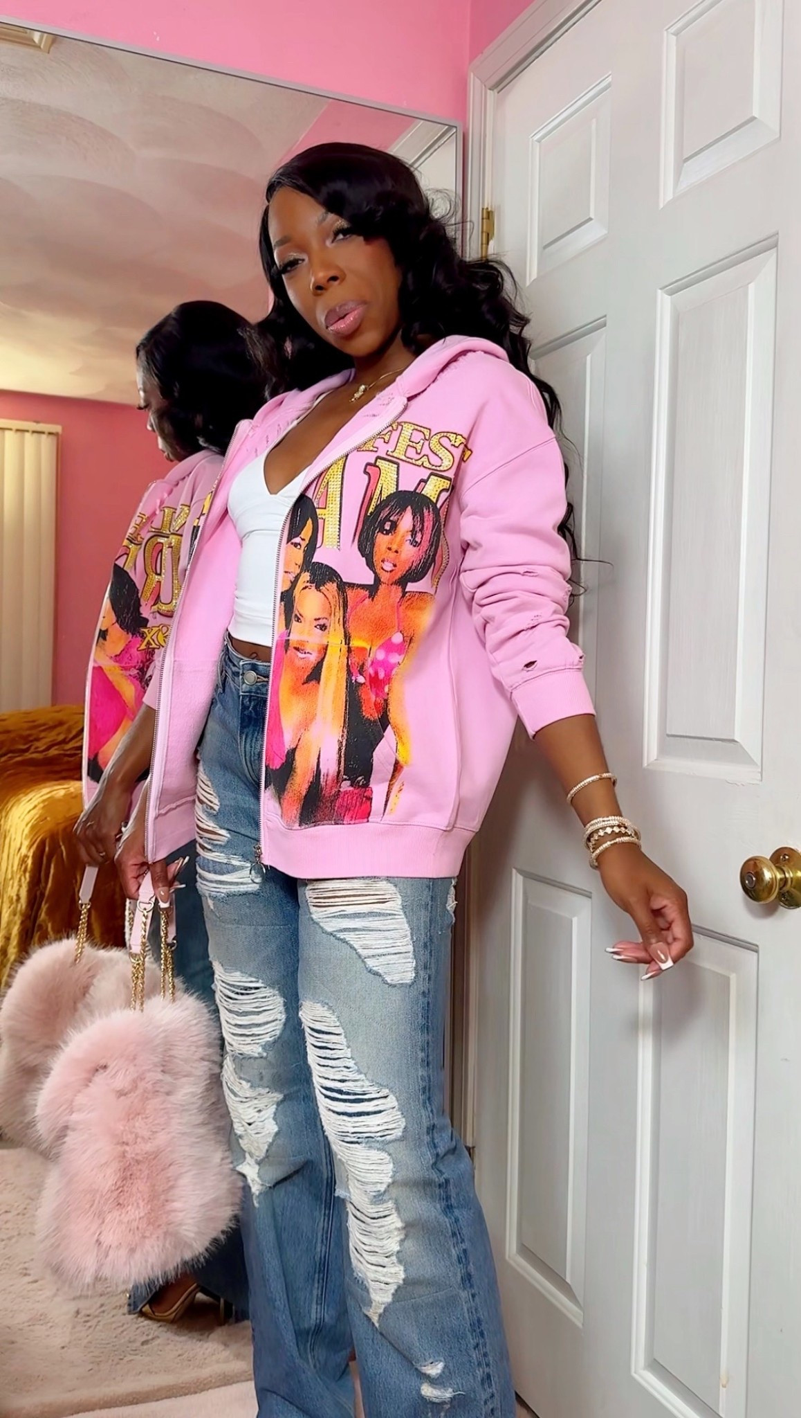 I finally got my hands on the Khloe jeans from Good American, and they are everything! 👖😍

I ordered the long version that has a 36”  inseam (because I’m 5’9” and usually get at least a 34” inseam) and honestly girl I did not need to do all that lol. Next time I’m just gonna get the regular version.

I am wearing these jeans in a size 4, and they fit well. 

I styled them with this pink destiny‘s child hoodie I got on eBay, for a cute little Y2K aesthetic spring outfit 💖✨

#LTKTall #LTKootd