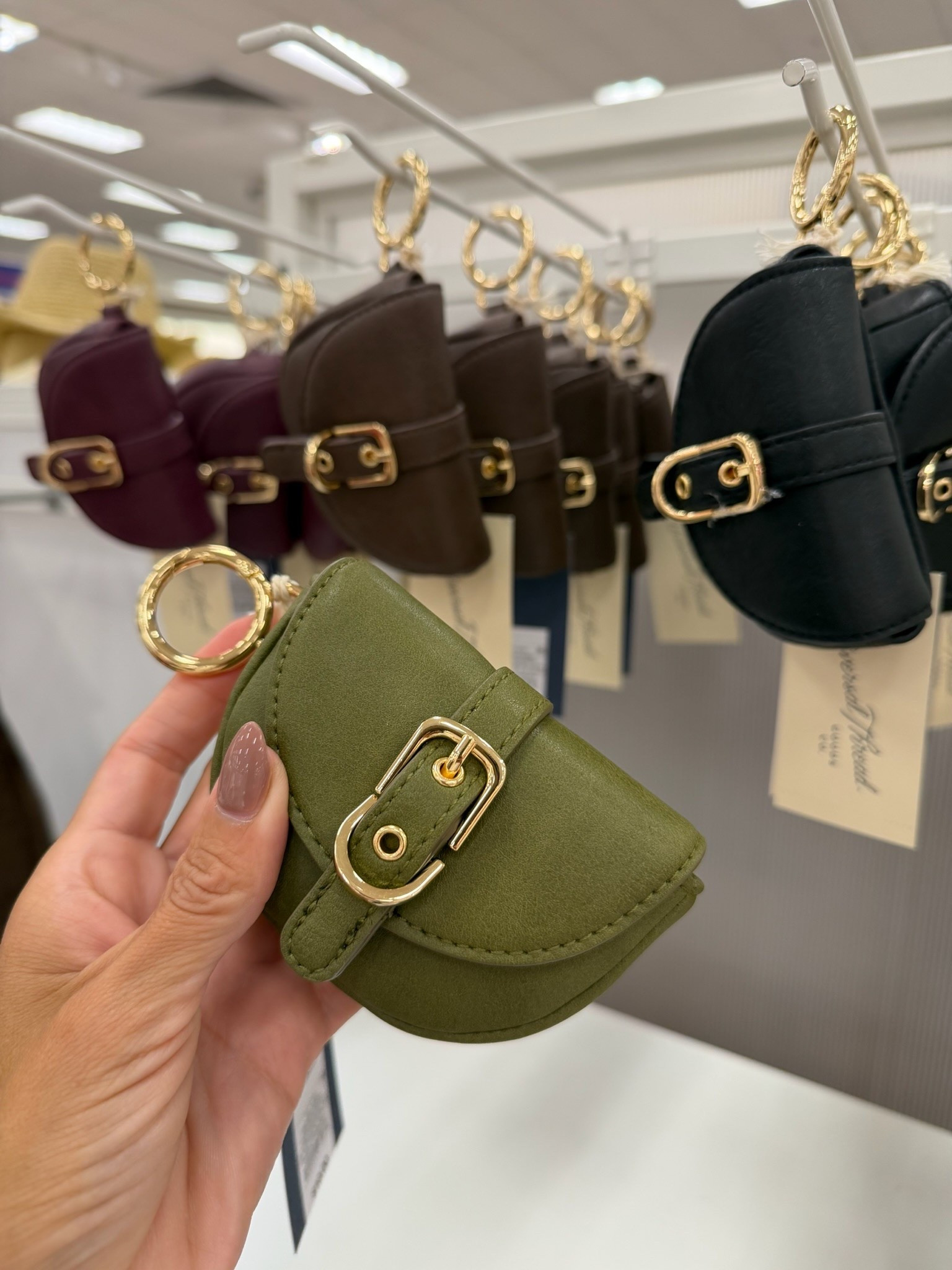 Okay how cute are these little keychain pouches?! So many good fall colors too 🤎




Fall outfits women, accessories, target, affordable, carla.bushey

#LTKootd #LTKSeasonal