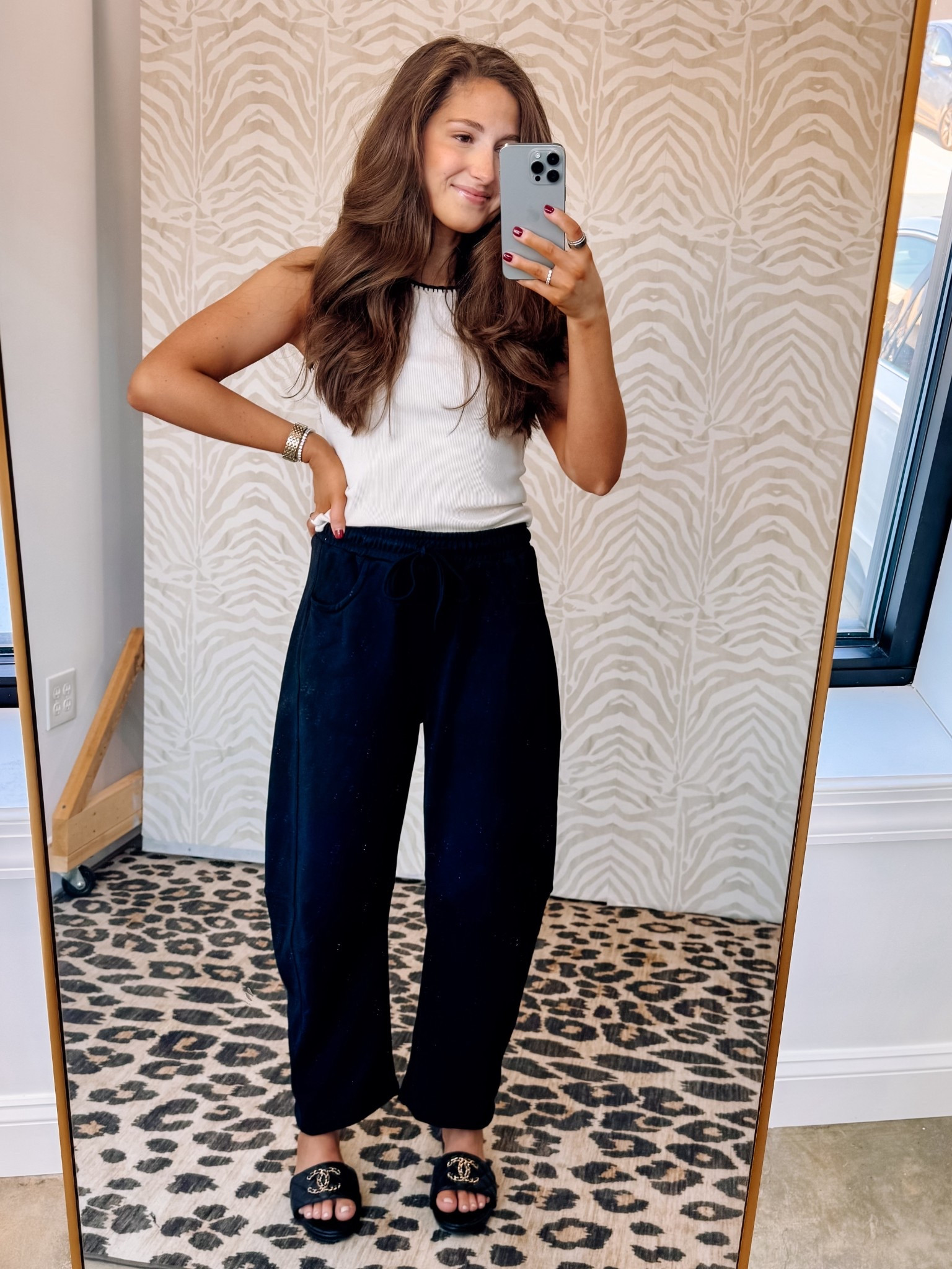 Didn’t think I’d be this obsessed with barrel sweatpants but now I need every single color!!!! #barrelsweatpants #barrel #weekendfit #ootd #casualoutfit 

#LTKFindsUnder50 #LTKStyleTip #LTKTravel