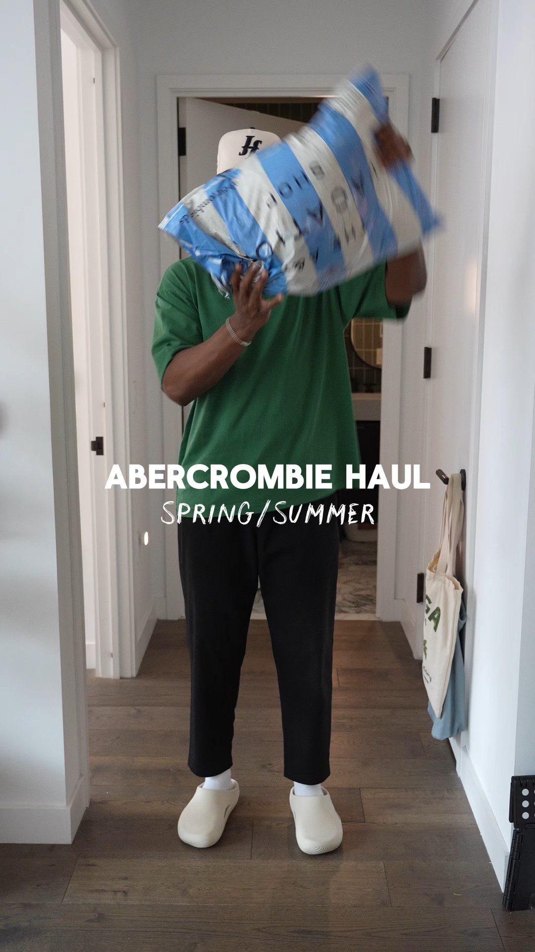 Men’s Abercrombie Spring/Summer Essentials

#LTKMens