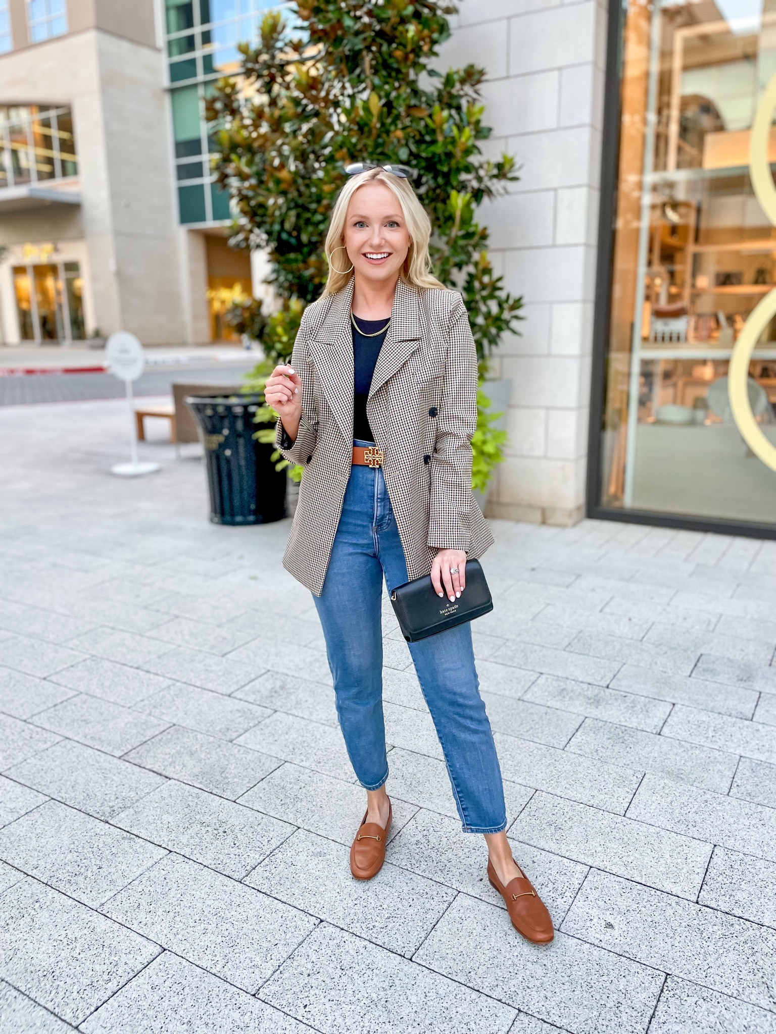 Fall outfit, fall style, blazer outfit, blazer style, plaid blazer, mom jeans, loafers, brown loafers 

#LTKSeasonal #LTKstyletip #LTKunder100