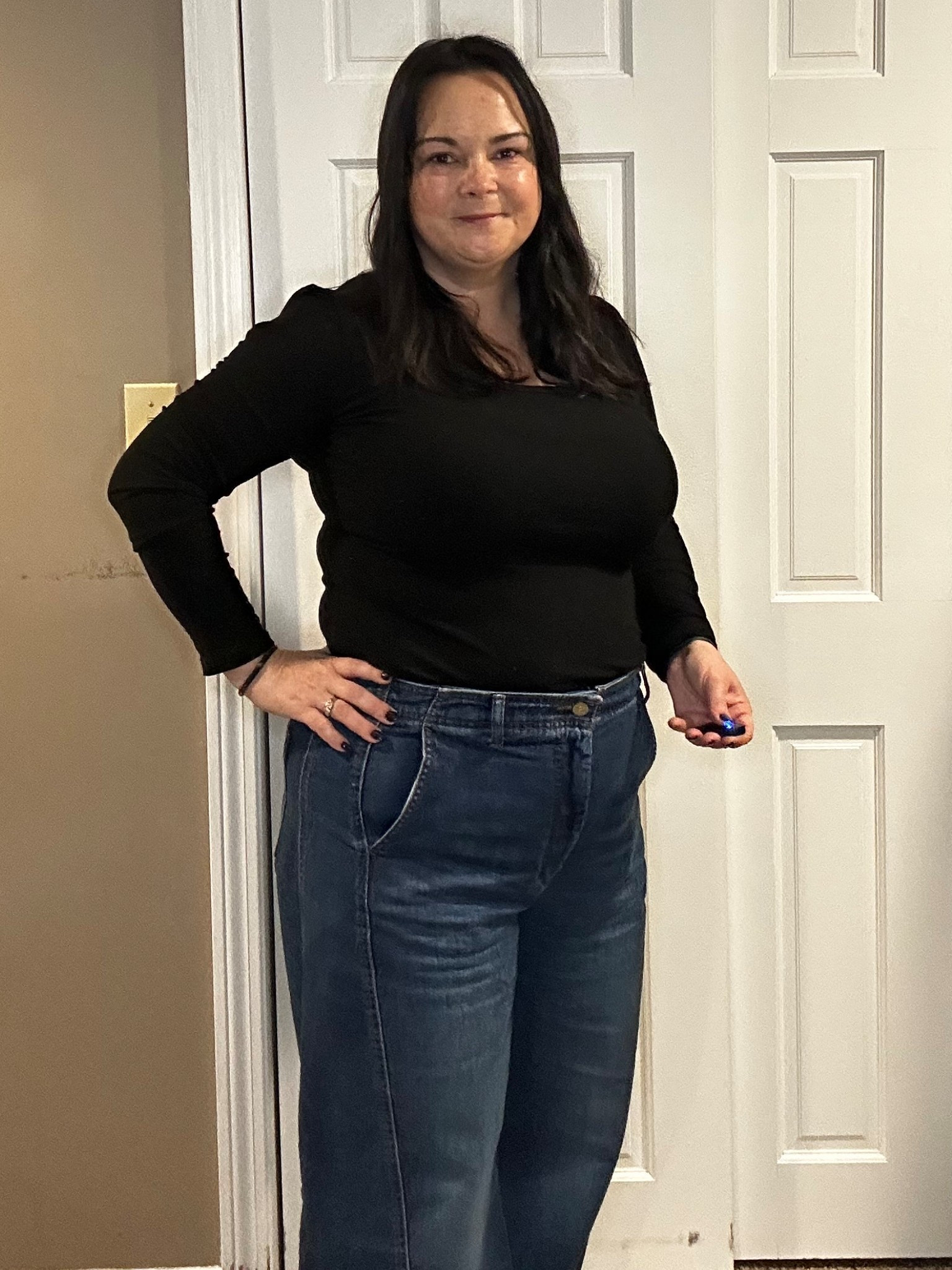 Today’s teacher outfit: simple, comfortable, and put-together for a long Monday.
Black long sleeve, wide-leg denim, and my Sambas — easy neutrals I reach for over and over because they actually fit my midlife, midsize body.

My exact top is from Amazon, so I linked a few similar options here while I wait for approval.
Jeans, sneakers, and accessories are all linked below 🤍

If you’re building a realistic teacher wardrobe or just want everyday outfits that work in real life, follow along — I share a new look every day.

#ltkstyle #teacheroutfits #midsizestyle #midlifefashion #casualoutfitideas #simpleoutfits #widelegdenim #neutraloutfits #everydaystyleinspo

#LTKootd #LTKOver40 #LTKMidsize