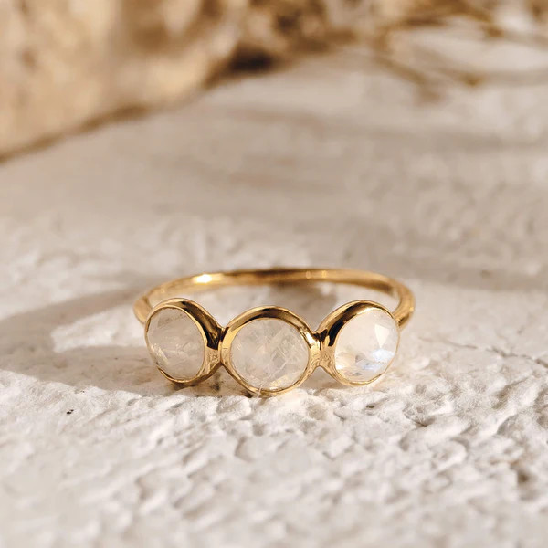 Moonstone Ring - Elisa | Linjer