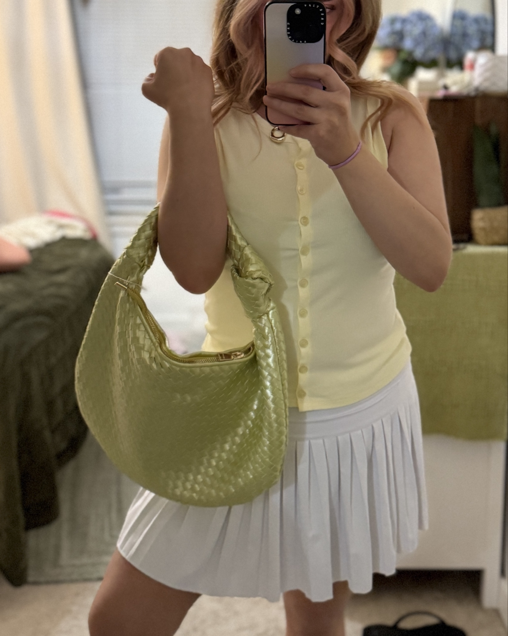 Obsessed with spring colors right now.. I’m manifesting warmer weather ✨🍋🥒🥑.

Tagged the bag below but this is the “lime” metallic color; didn’t see this shade as available.

#LTKItBag #LTKFindsUnder100 #LTKSeasonal