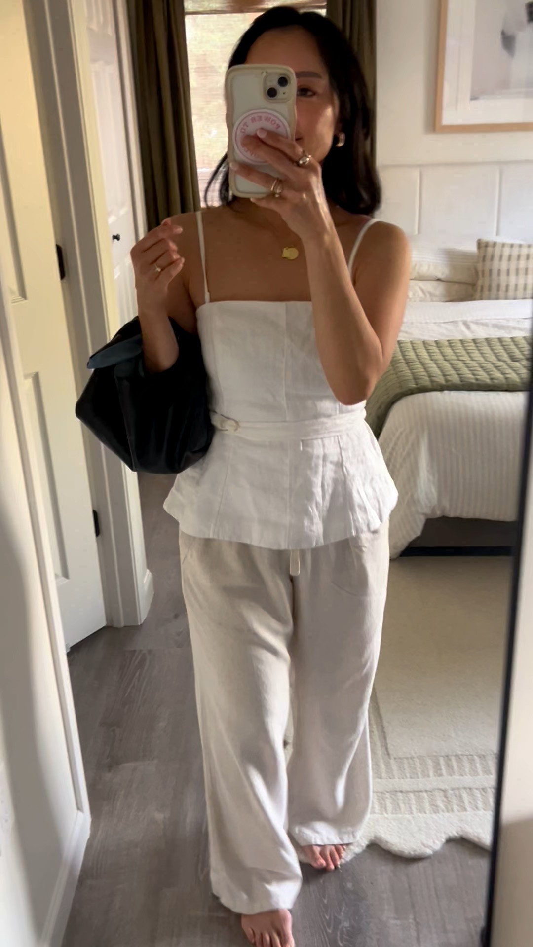 Not ready to give up my summer whites & linens yet 😮‍💨

#LTKPetite #LTKFindsUnder100 #LTKSeasonal