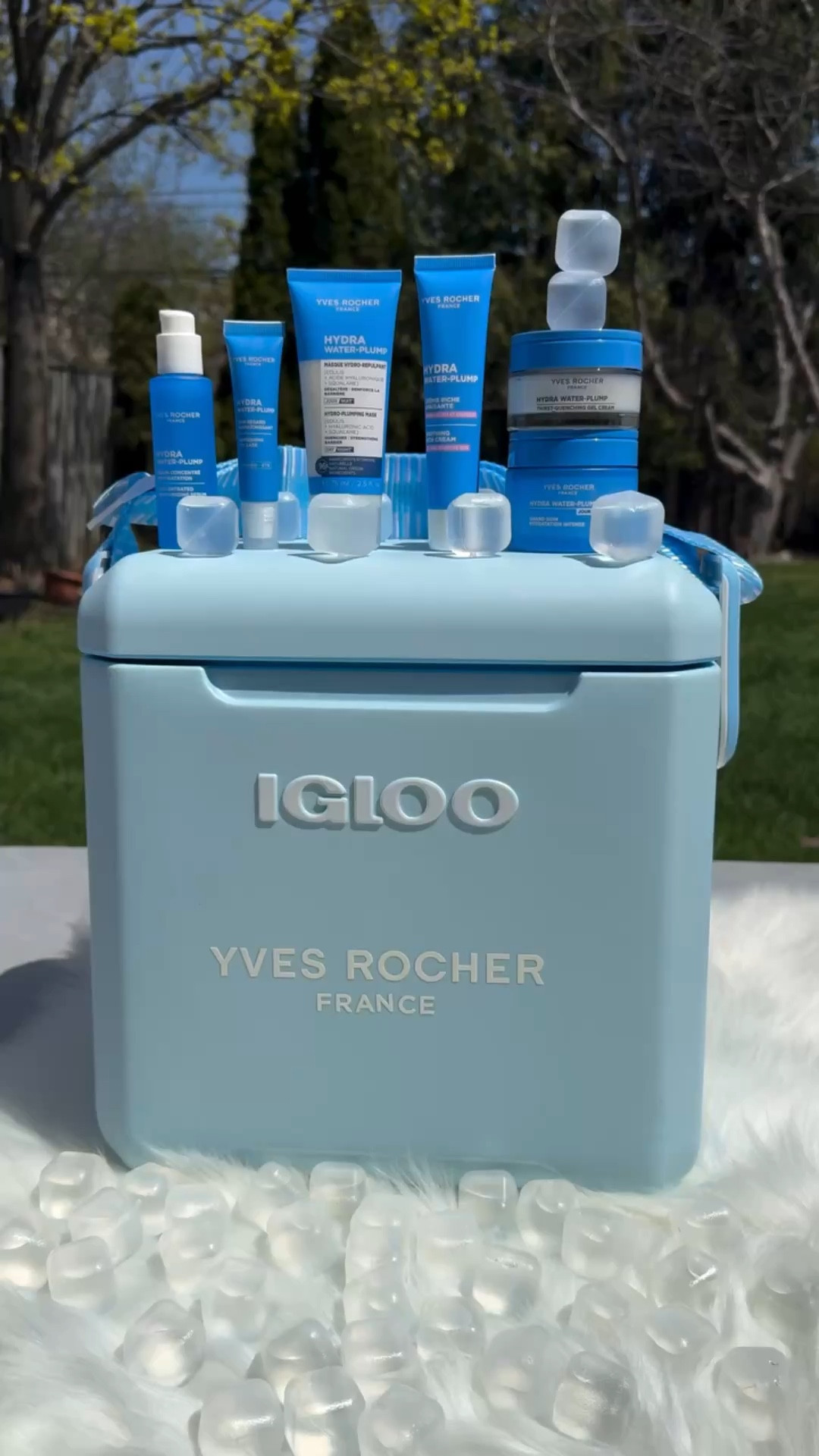 @yvesrochercanada just launched their new Hydra Water-Plump collection that helps your skin stay hydrated all day long. 💦 

Products:
💧Concentrated Moisturizing Serum
💧Refreshing Eye Care
💧Hydro-Plumping Mask 
💧Soothing Rich Cream
💧Thirst-Quenching Gel Cream
💧Intense Moisturizing Care 

💭 My mom & grandma both love the brand. We are all so excited for this launch. Thank you/merci beaucoup! 

*PR/gifted

#LTKBeauty