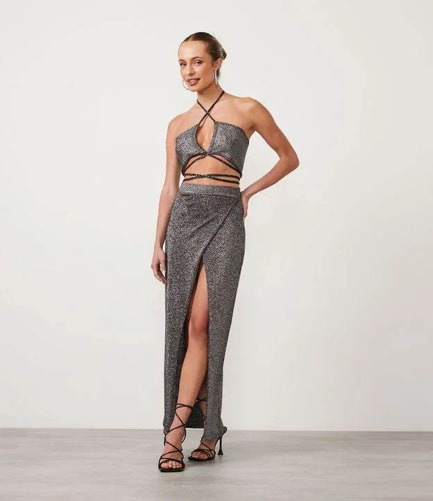 Saia Longa em Tricô Metalizado com Fenda Lateral Profunda Cinza | Renner (BR)