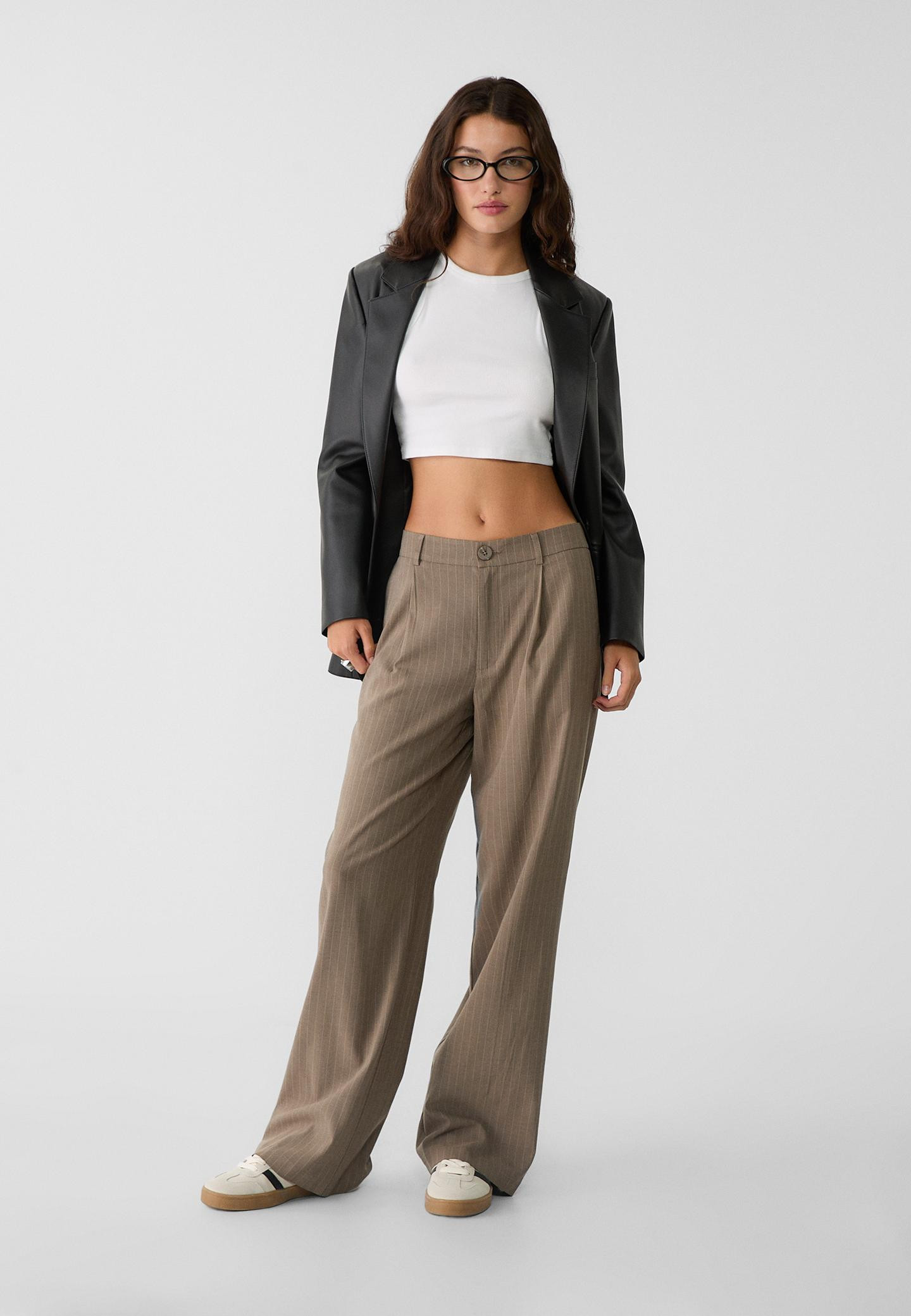 Smart straight-leg trousers | Stradivarius (UK)