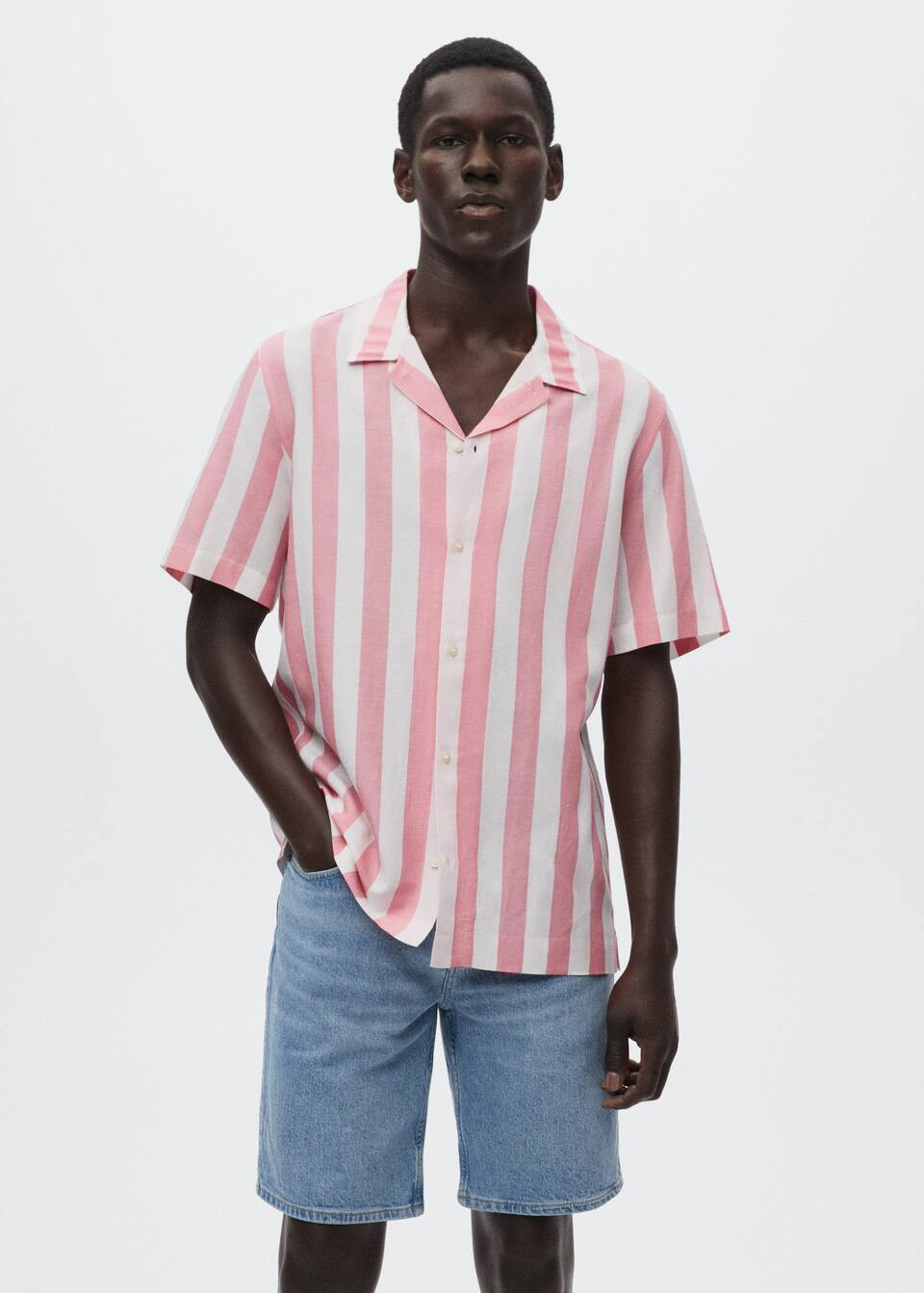Search: short sleeve striped linen shirt (21) | Mango Man USA | MANGO (US)