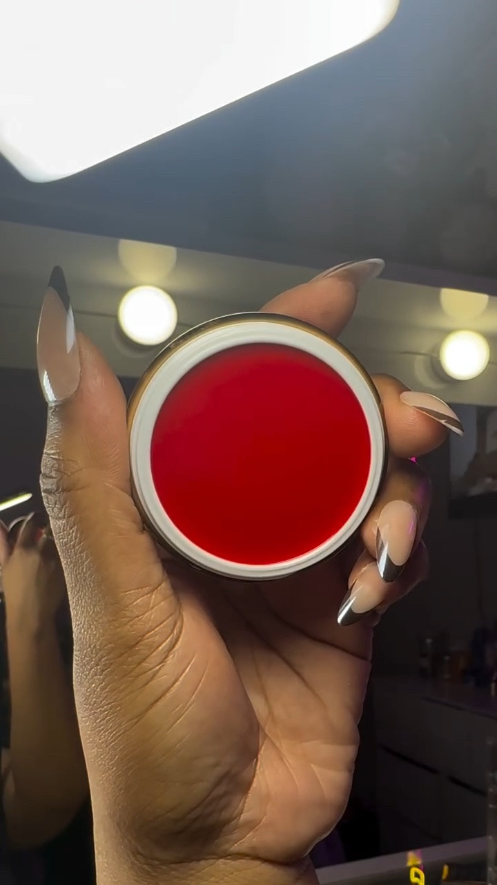 I’ve been seeing the @danessamyricksbeauty blurring balm powder flushed all over my feed so I finally decided to try it out.

This is a must try!❤️
#blurringbalmpowderflushed #danessamyricks #fyp #producttest #beauty

#LTKValentine #LTKBeauty