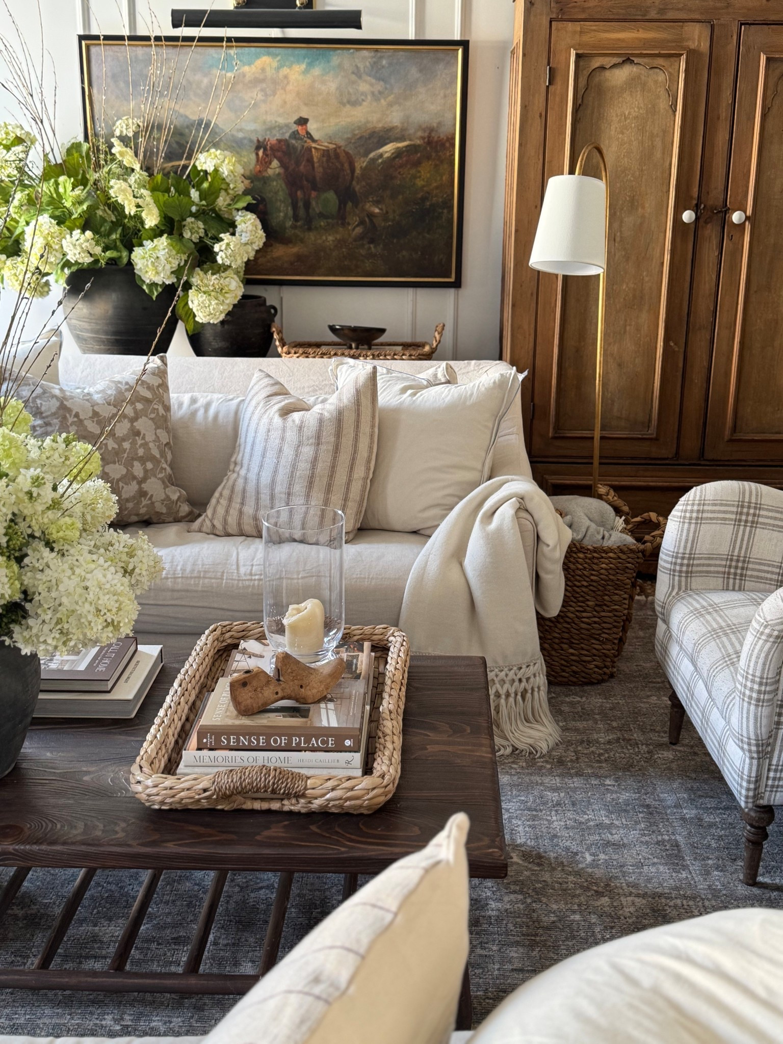 The Molly collection by Loloi and Amber Lewis 🤍