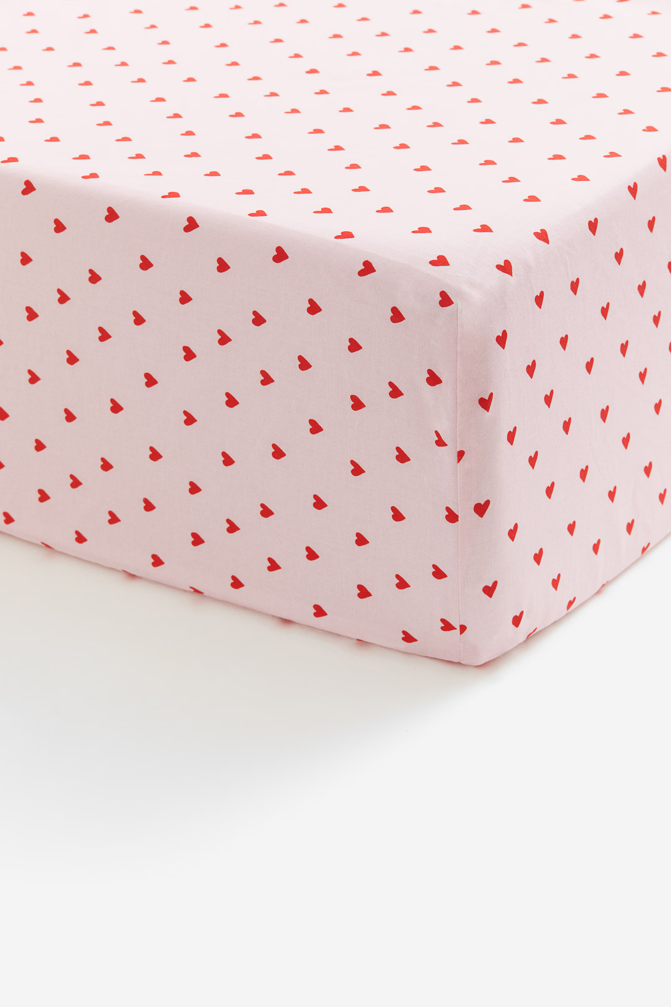 Fitted Crib Sheet - Light pink/hearts - Home All | H&M US | H&M (US + CA)