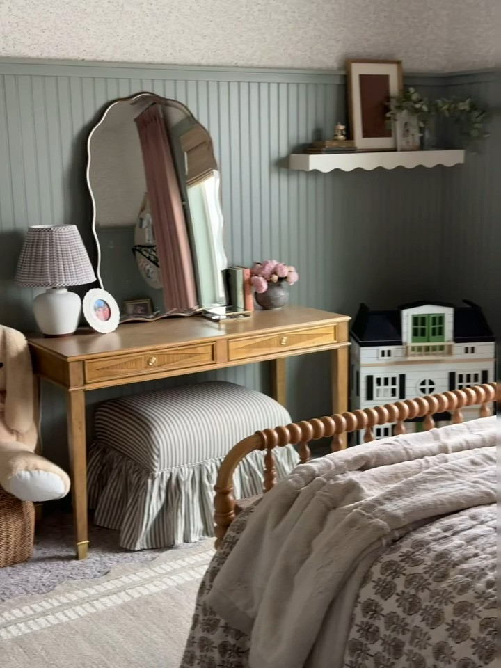 Adding a mirror on top of a writing desk is the perfect way to have it double as a vanity!

bedroom decor, home decor, vanity, writing desk, organic home decor, modern home decor 

 #LTKHome