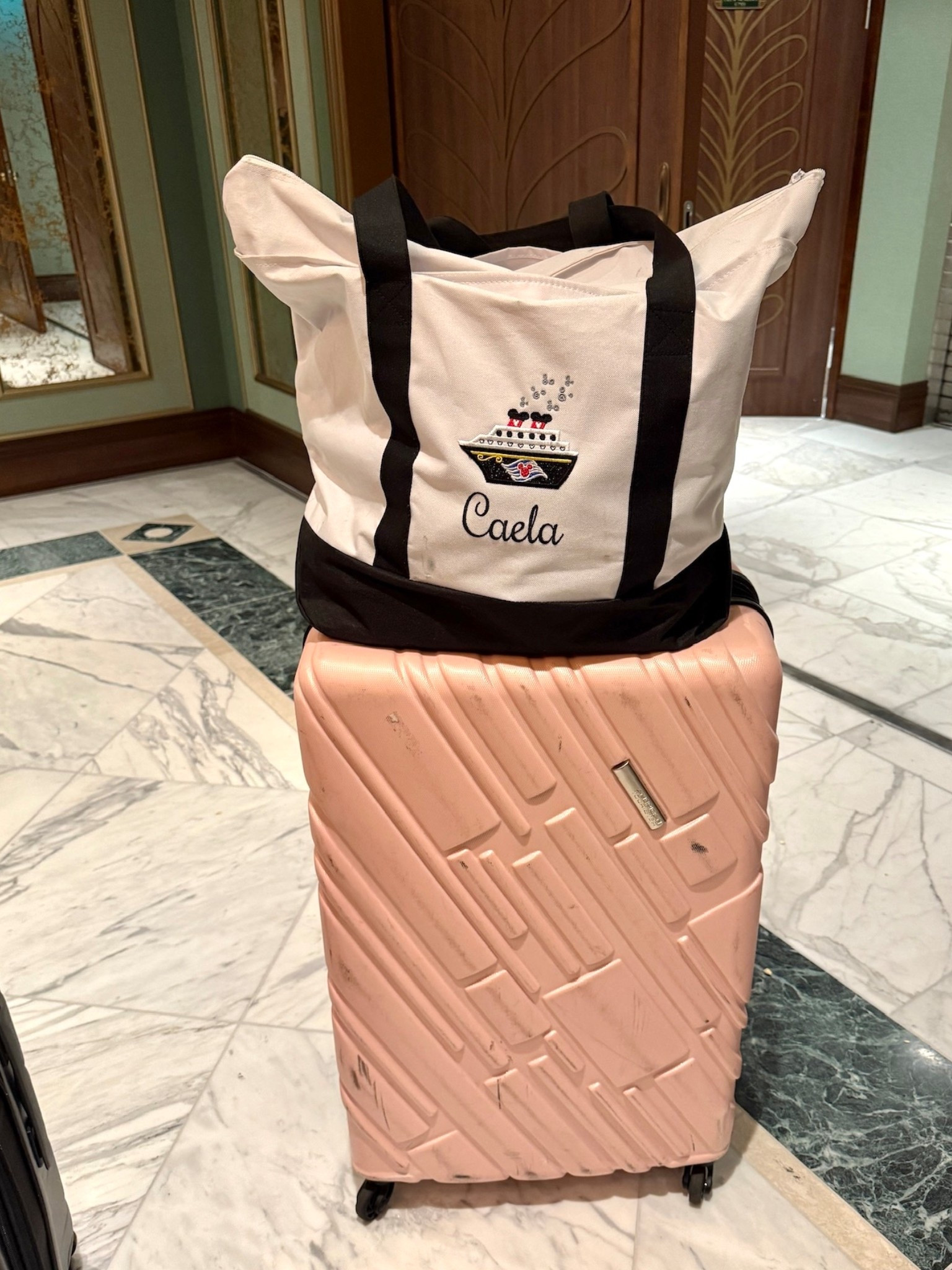 perfect gift for the vacation lover in your life! 

#LTKGiftGuide