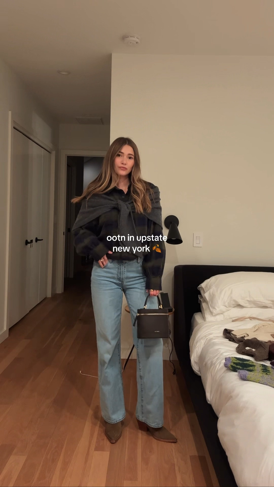 Wearing small in top and regular size scarf! 

#LTKHoliday #LTKootd #LTKgrwm