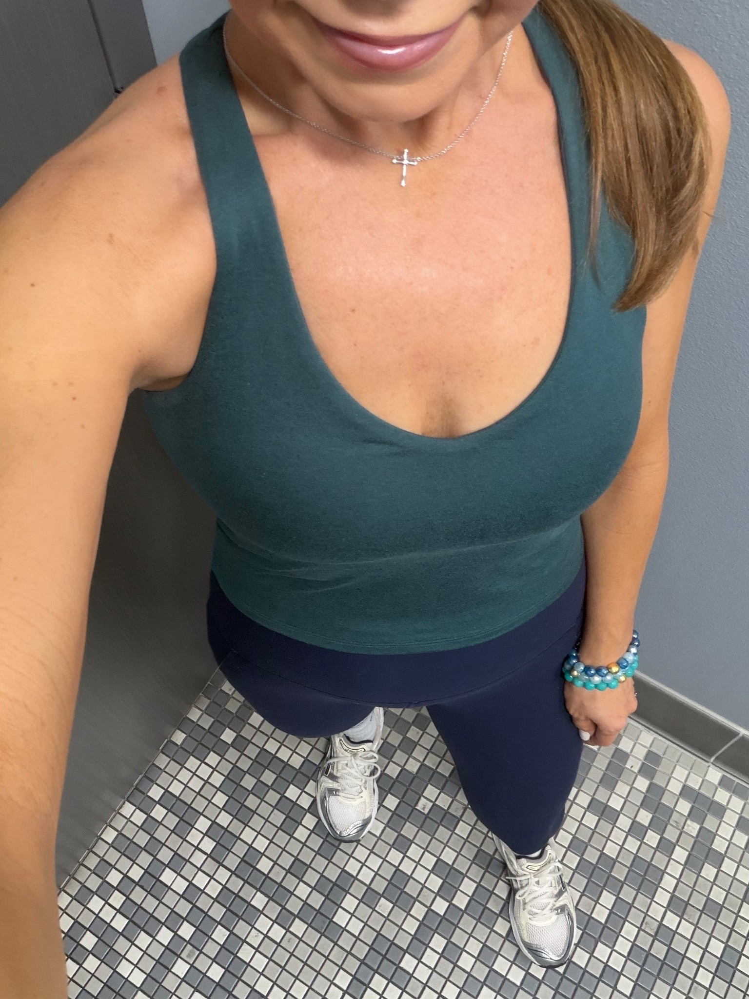 Gym-outfit 

#LTKfitnessgoals #LTKActive #LTKselfcare