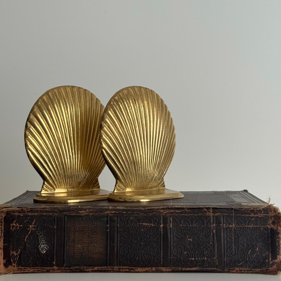 Vintage Solid Brass Seashell Bookends, Shelf Decor, Home Decor, Bookends Shelf Styling - Etsy | Etsy (US)