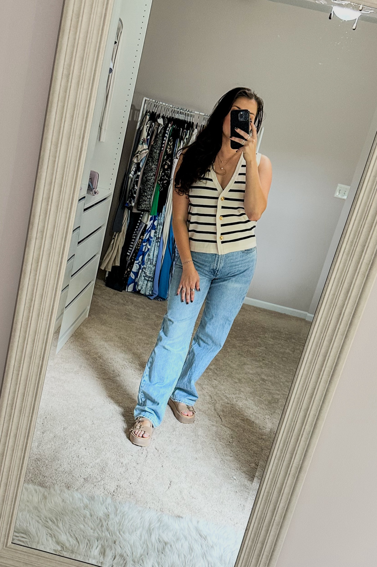 The most comfortable platform sandals from the Nordstrom sale. Neutral tone goes with everything  

#LTKFindsUnder100 #LTKShoeCrush #LTKxNSale