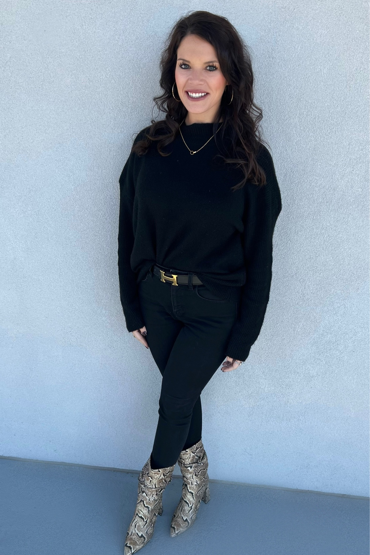 When in doubt, wear black♠️♣️

#LTKSeasonal #LTKworkwear #LTKHoliday