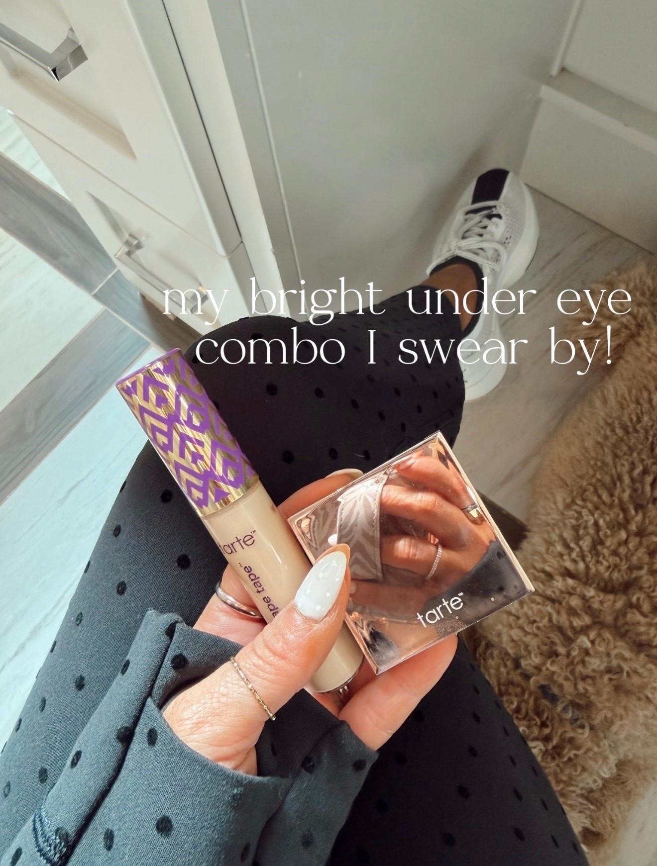 Tarte sale 

Color corrector & concealer I use!
Shade: light medium peach 
Concealer- light sand